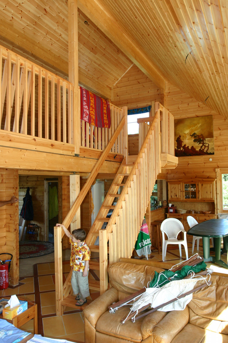 Contemporary_Log_House_Bio_Ecologics_6B.jpg